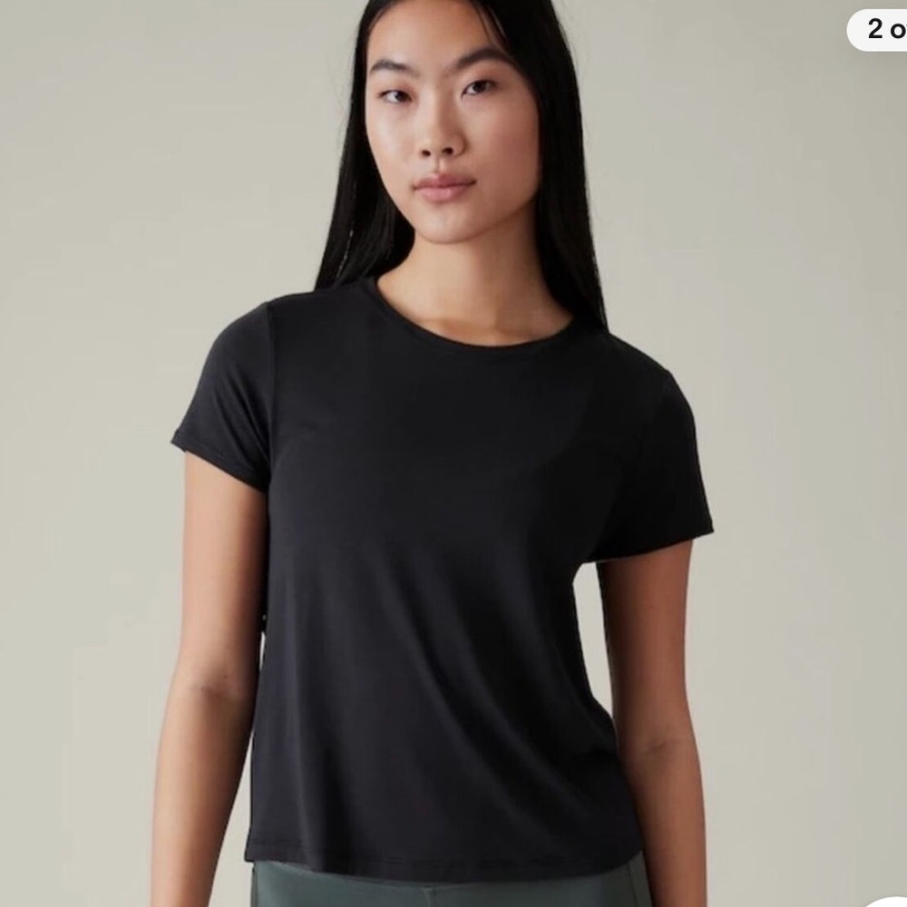 Athleta 3x Plus Size Cutout Back Basic Top - image 1